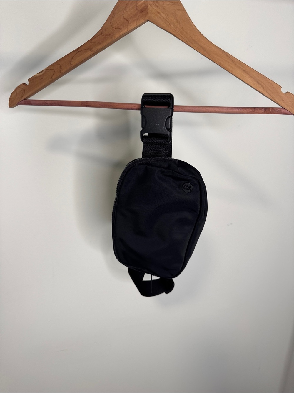 lululemon athletica Black Compact Sling Belt Bag